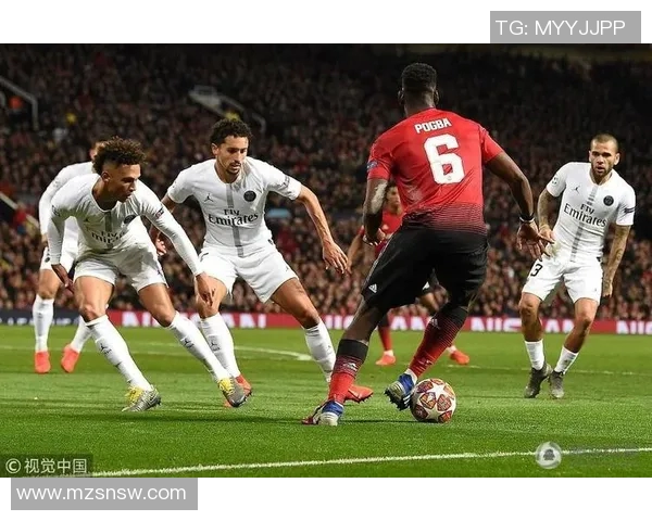 足球天王坐拥王座豪情四射 球场霸主尽显王者风范 足球天王坐拥王座豪情四射 球场霸主尽显王者风范